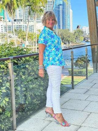 LULU B STARFISH SPLASH SHORT SLEEVE V-NECK COLLAR TOP LULU-B