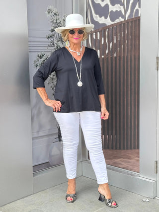 TAILORED BLACK SLEEVE V TOP LULU-B
