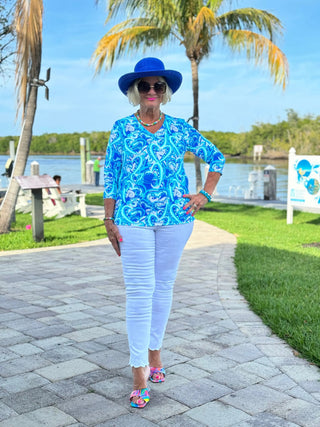 BLUE DREAMING V NECK TOP LULU-B