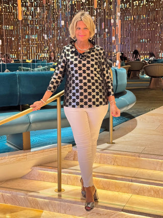 LULU-B BLACK AND SILVER RUFFLE TOP LULU-B