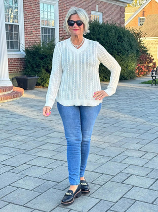 LULU-B CABLE WHITE V NECK SWEATER LULU-B