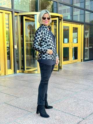 LULU-B BLACK & SILVER METALIC FULL ZIPPER JACKET LULU-B