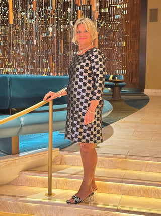 LULU-B BLACK AND SILVER SLEEVE DRESS LULU-B