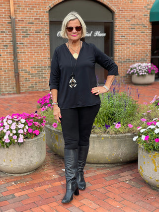 LULU-B BLACK TAILORED V SLEEVE LULU-B