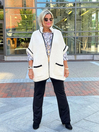 LULU-B WINTER WHITE ASYMMETRIC TOP LULU-B