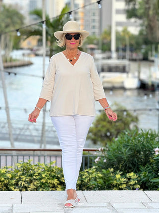 LULU-B STONE TAILORED V SLEEVE TOP LULU-B