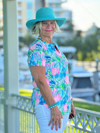 SEASHELL PINK AND BLUE SHORT SLEEVE - Cathys Place