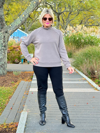 MOCK NECK TAUPE TOP LULU-B