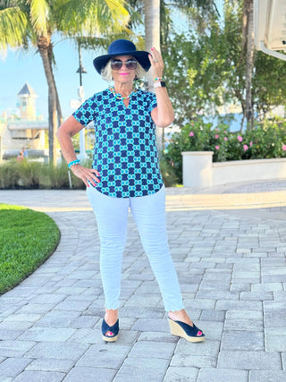 BLUE MEDALLION SHORT SLEEVE LULU-B