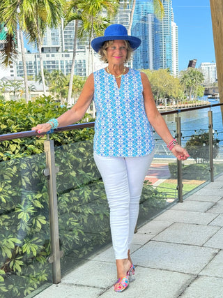 LULU B COASTAL BLOOM SLEEVELESS V NECK TOP LULU-B