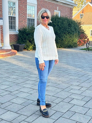 LULU-B CABLE WHITE V NECK SWEATER LULU-B