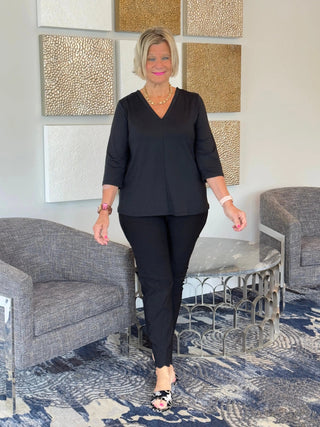 TAILORED BLACK V TOP LULU-B