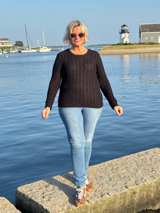 LULU-B BLACK CABLE CREW NECK SWEATER LULU-B