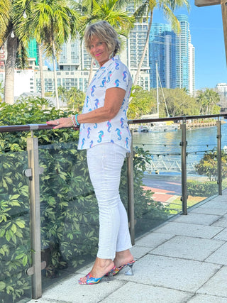 LULU B SHORELINE CHARM SHORT SLEEVE V-NECK COLLAR TOP LULU-B