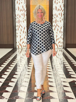 LULU-B BLACK AND SILVER ASYMMETRIC TOP LULU-B