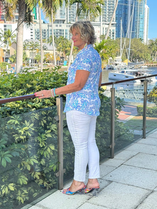 LULU B CORAL BREEZE SHORT SLEEVE V-NECK COLLAR TOP LULU-B