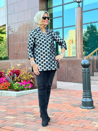 LULU-B BLACK & SILVER METALIC TUNIC LULU-B