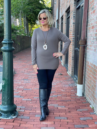 BASE LAYER SLATE TOP - Cathys Place
