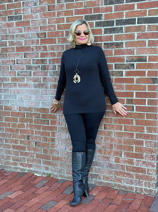 BASE LAYER BLACK TURTLE NECK - Cathys Place