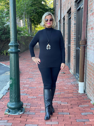 BASE LAYER BLACK TURTLE NECK - Cathys Place