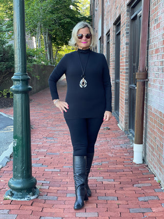 BASE LAYER BLACK TURTLE NECK - Cathys Place