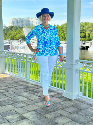 BLUE DREAMING V NECK TOP LULU-B