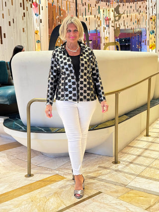 LULU-B  BLACK AND SILVER FULL ZIPPER TOP LULU-B