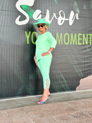 LULU-B CLEAR GREEN RHINESTONE CAPRI LULU-B