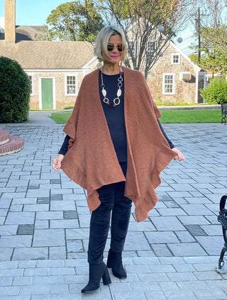 HOLIDAY CHESNUT RUFFLE WRAP Accent fashions