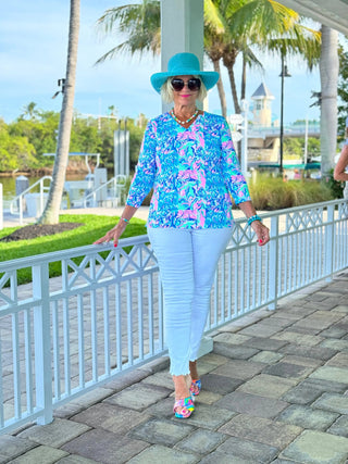 SPLASH OF PINK  V NECK TOP LULU-B