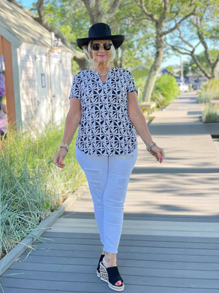 BLACK AND BEIGE SHORT SLEEVE LULU-B