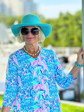 SPLASH OF PINK  V NECK TOP LULU-B