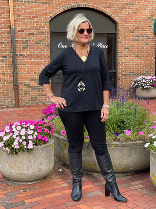 LULU-B BLACK TAILORED V SLEEVE LULU-B