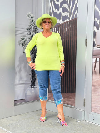 LIME V NECK TOP LULU-B