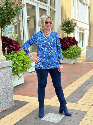 LULU-B SIZZLE BLUE V NECK TOP LULU-B