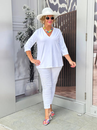 TAILORED WHITE SLEEVE V TOP LULU-B