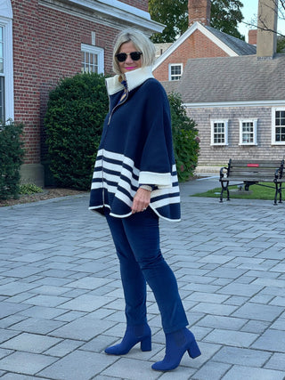 BAR HARBOR NAVY ZIP CAPE Accent fashions