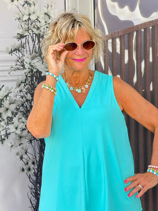TAILORED SEAFOAM V-NECK LULU-B