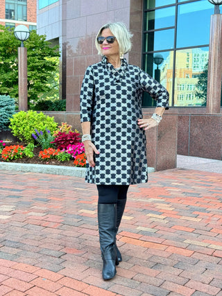 LULU-B BLACK & SILVER METALICA RUFFLE SLEEVE DRESS LULU-B