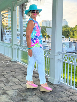 SALINA REEF SLEEVELESS V NECK LULU-B