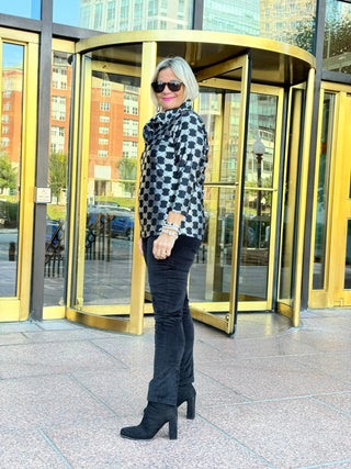 LULU-B BLACK & SILVER RUFFLE TOP LULU-B