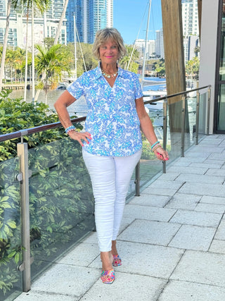 LULU B CORAL BREEZE SHORT SLEEVE V-NECK COLLAR TOP LULU-B