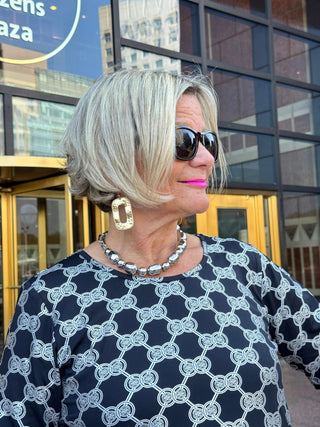 LULU-B BLACK & SILVER METALIC ASYMMETRIC TOP LULU-B