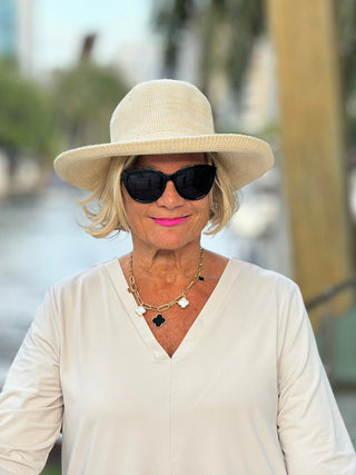 LULU-B STONE TAILORED V SLEEVE TOP LULU-B