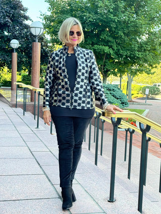 LULU-B BLACK & SILVER METALIC FULL ZIPPER JACKET LULU-B