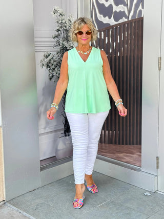 LULU-B CLEAR LIME TAILORED V LULU-B