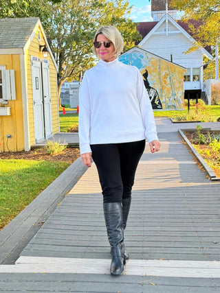 MOCK NECK WHITE TOP LULU-B