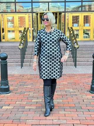 LULU-B BLACK & SILVER METALICA SLEEVE DRESS LULU-B