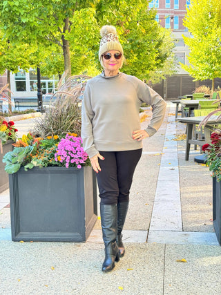 MOCK NECK TAUPE TOP LULU-B