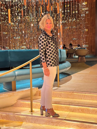 LULU-B BLACK AND SILVER RUFFLE TOP LULU-B